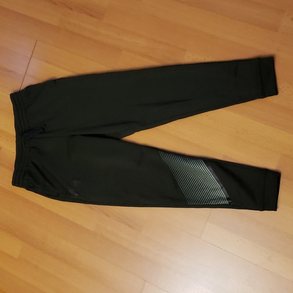 Under Armour pants - Picture 1 of 3